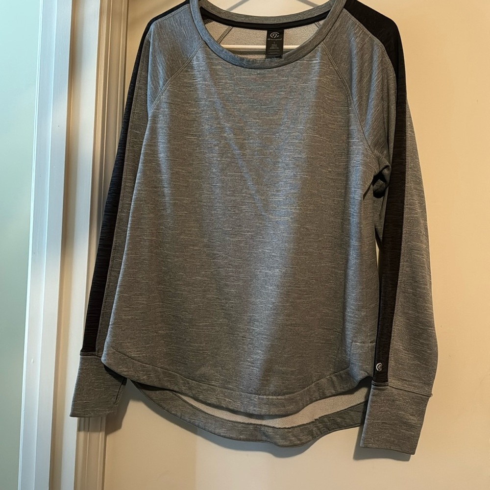 3/$15! Champion Gray and Black Women's Top Size Large